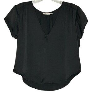 Mi Ami Women's Short Sleeve V-neck Black Medium Top